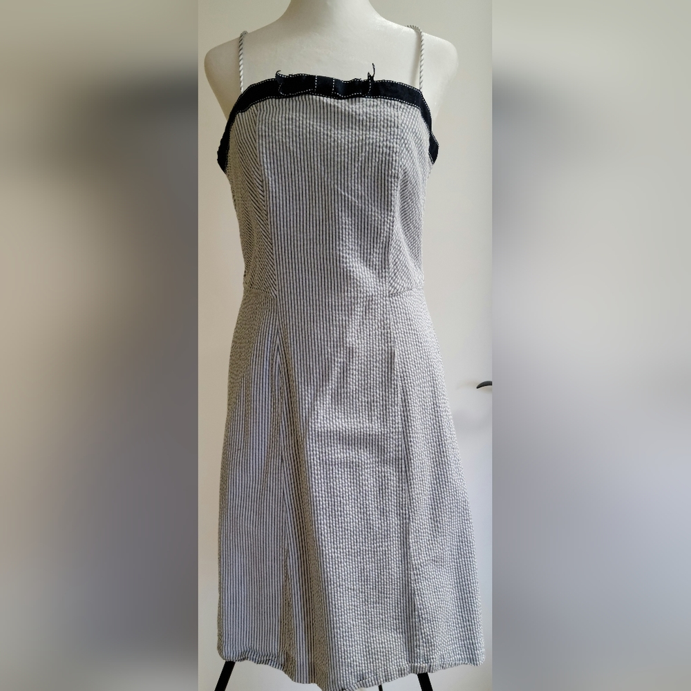 Issac Mizrahi || Seersucker Spaghetti strap || Sun dress